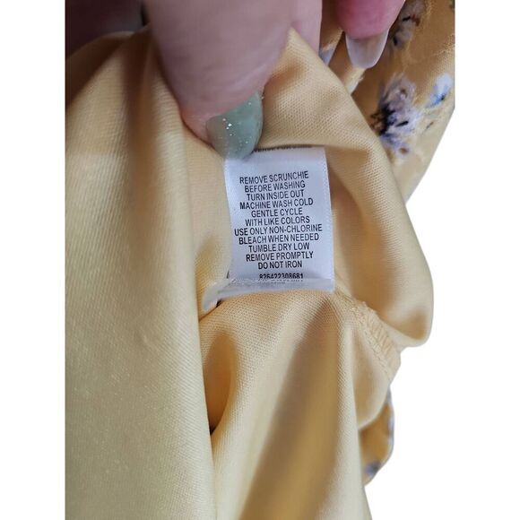 Little girl's yellow and blue floral dress. Knit Works Summer dress. Size 12 - Picture 5 of 5